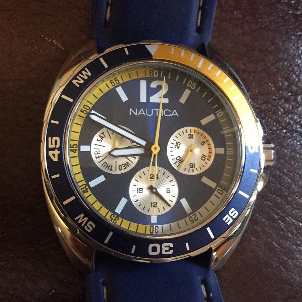 Nautica Men’s Analog Wristwatch